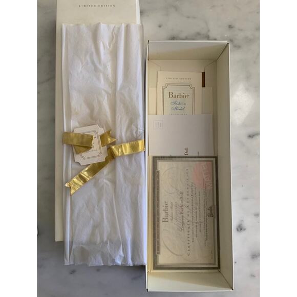 NIB Fashion Model Collection Lingerie Silkstone Barbie - Picture 5 of 7